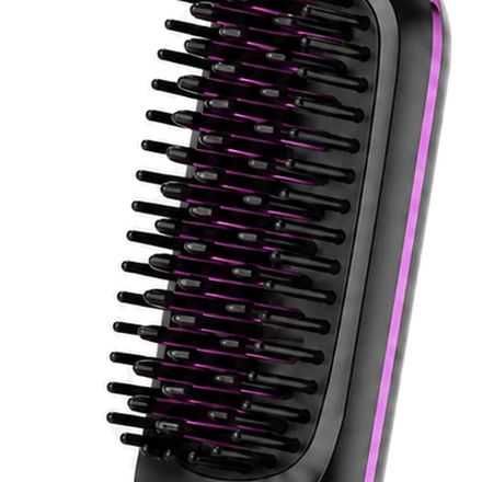 Close-up of the heated bristles